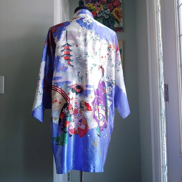 Kimono Style Japanese Robe - Picture 9 of 14